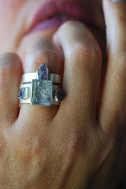 Black Rutile Needles And Spinel Cluster Ring