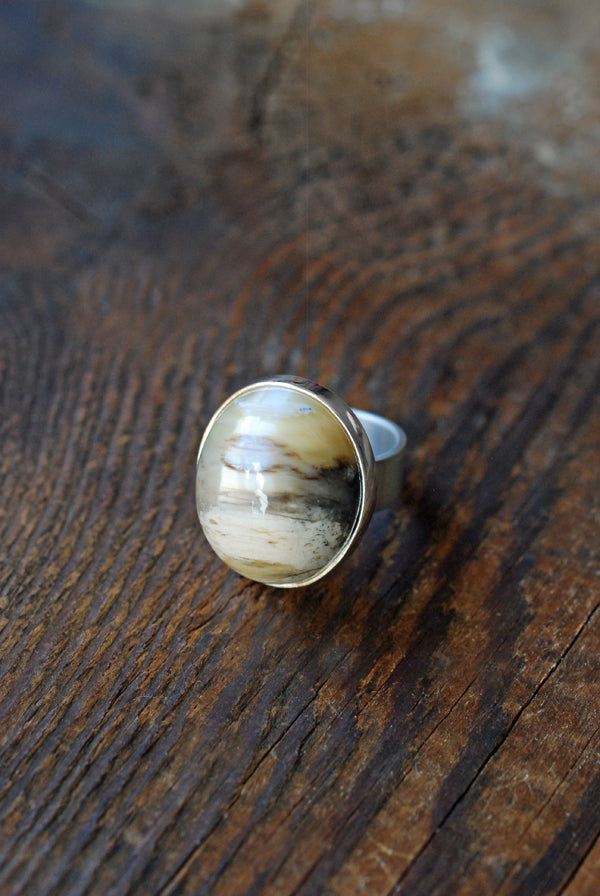 Felidae Ring Natural Cats Eye Bubbly Chrysoberyl