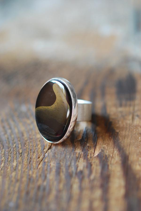 Golden Ribbon Ring Collector's Obsidian