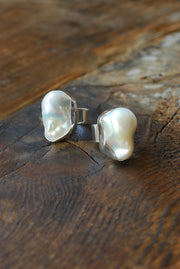 Baroque Pearl Ring