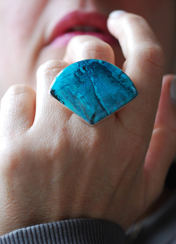 Teal Tide Fan Ring Chrysocolla and Psilomelane