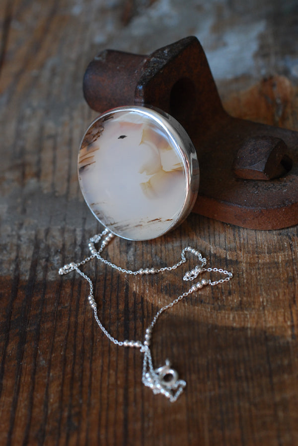 Autumn Flight Necklace Montana Agate
