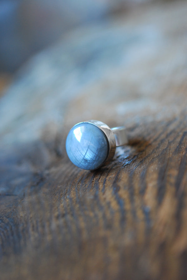 Silver Solstice Ring Natural Silver Sapphire