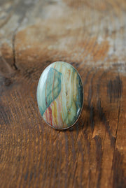 Sierra Verde Ring Rainbow Green Petrified Wood