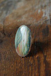 Sierra Verde Ring Rainbow Green Petrified Wood