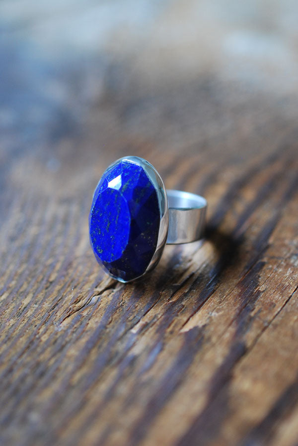 Eternal Majesty Ring Lapis