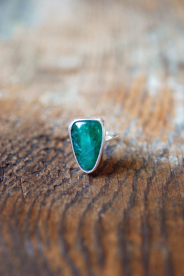 Raw Emerald Gem Ring