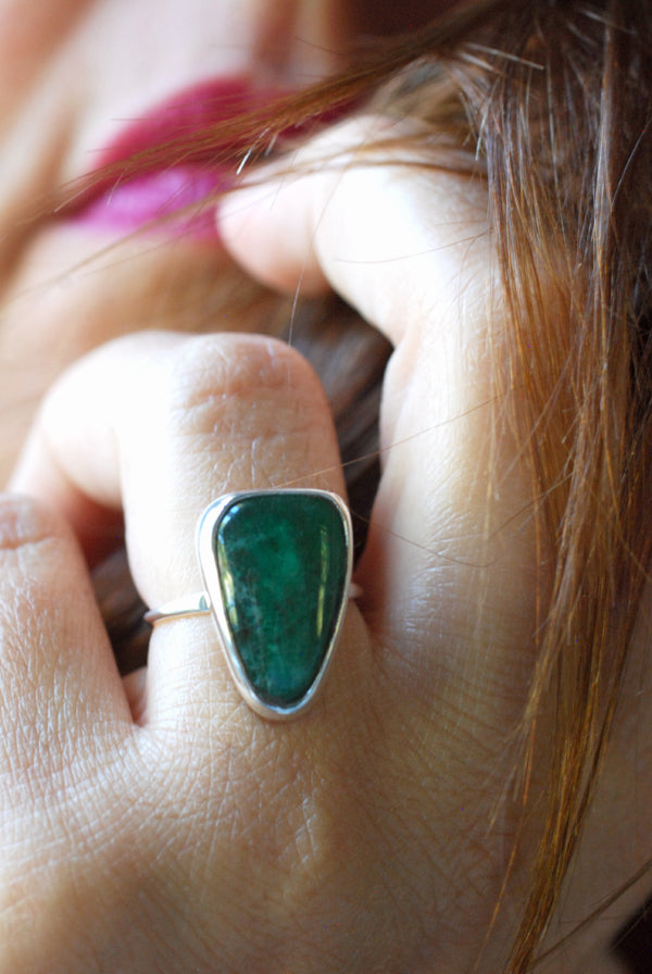 Raw Emerald Gem Ring