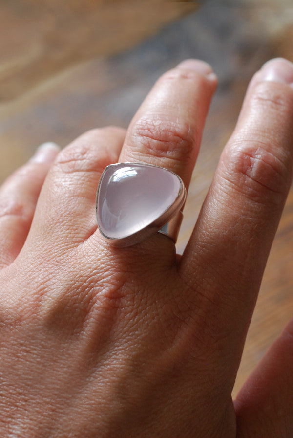 Rosy Glow Ring Fine Rose Quartz