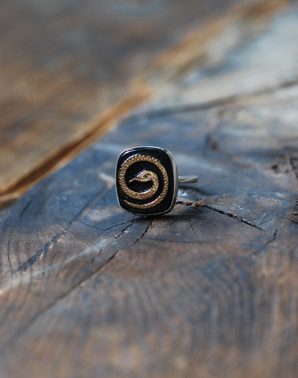 Eternal Return Ring Vintage Serpent Reverse Intaglio