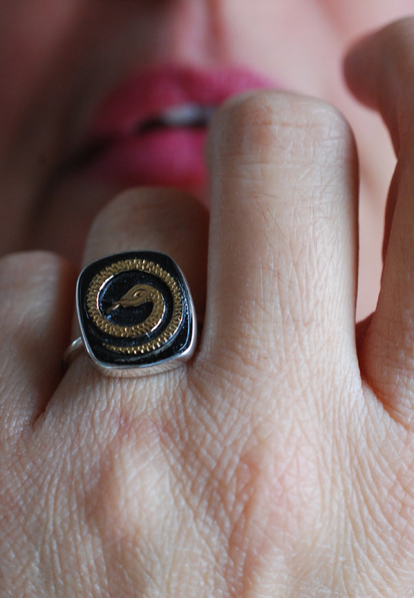 Eternal Return Ring Vintage Serpent Reverse Intaglio