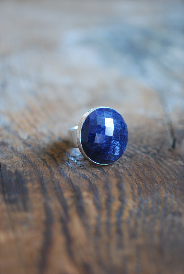 Starlit Eve Sapphire Quartz Ring