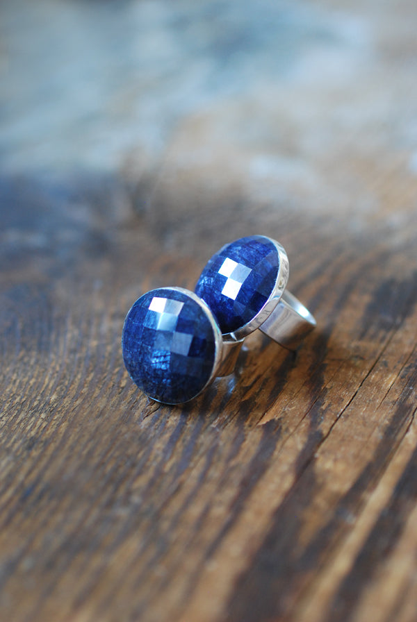 Starlit Eve Sapphire Quartz Ring