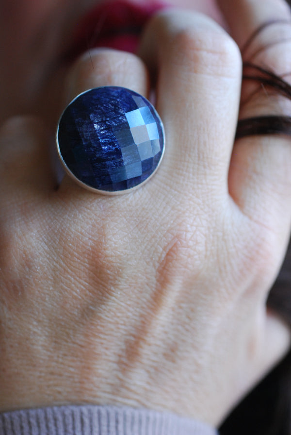 Starlit Eve Sapphire Quartz Ring