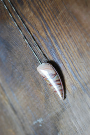 Peachy Horizon Pendant Rolling Hills Wave Dolomite