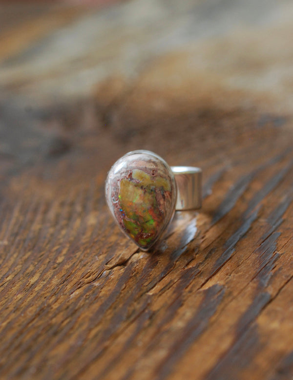 Inner Light Ring Raw Yellow Rainbow Fire Opal