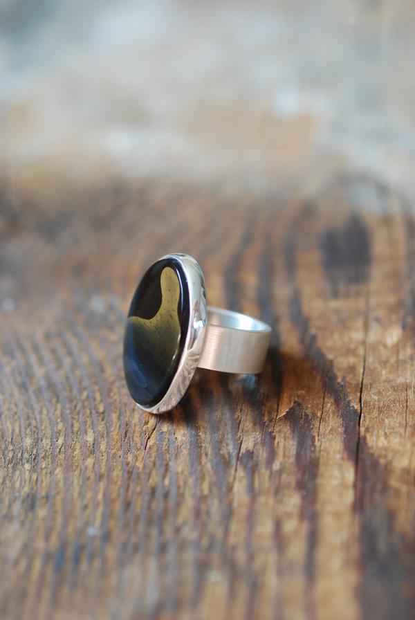 Golden Ribbon Ring Collector's Obsidian